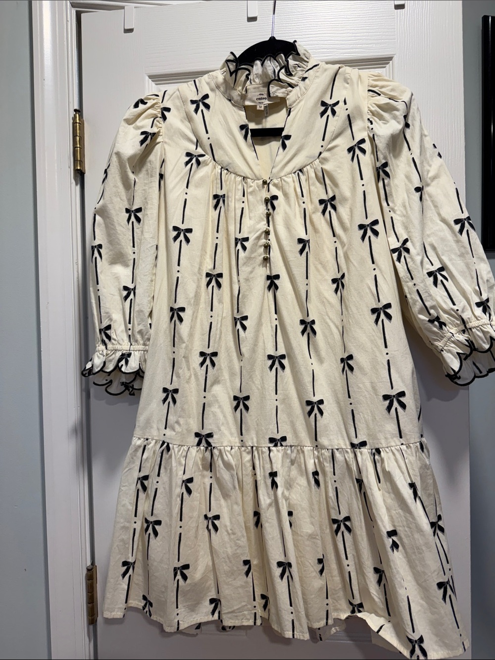 entro Cream Dress with Black Bow Print and Ruffle Collar